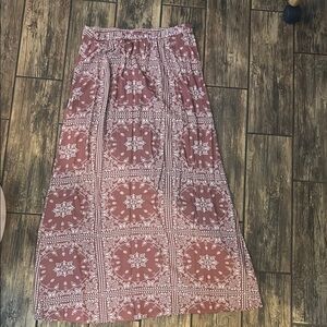 Elegant Paisley Maxi Skirt - Pink